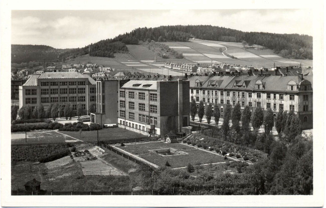 Farářství a škola