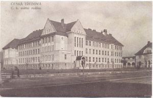 gymnazium002